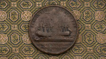 1772 resolution and adventure medal captain cook rwb auctions 450x250 1772 resolution and adventure medal captain cook rwb auctions 450x250